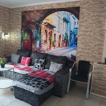 Floritas Apartmán
